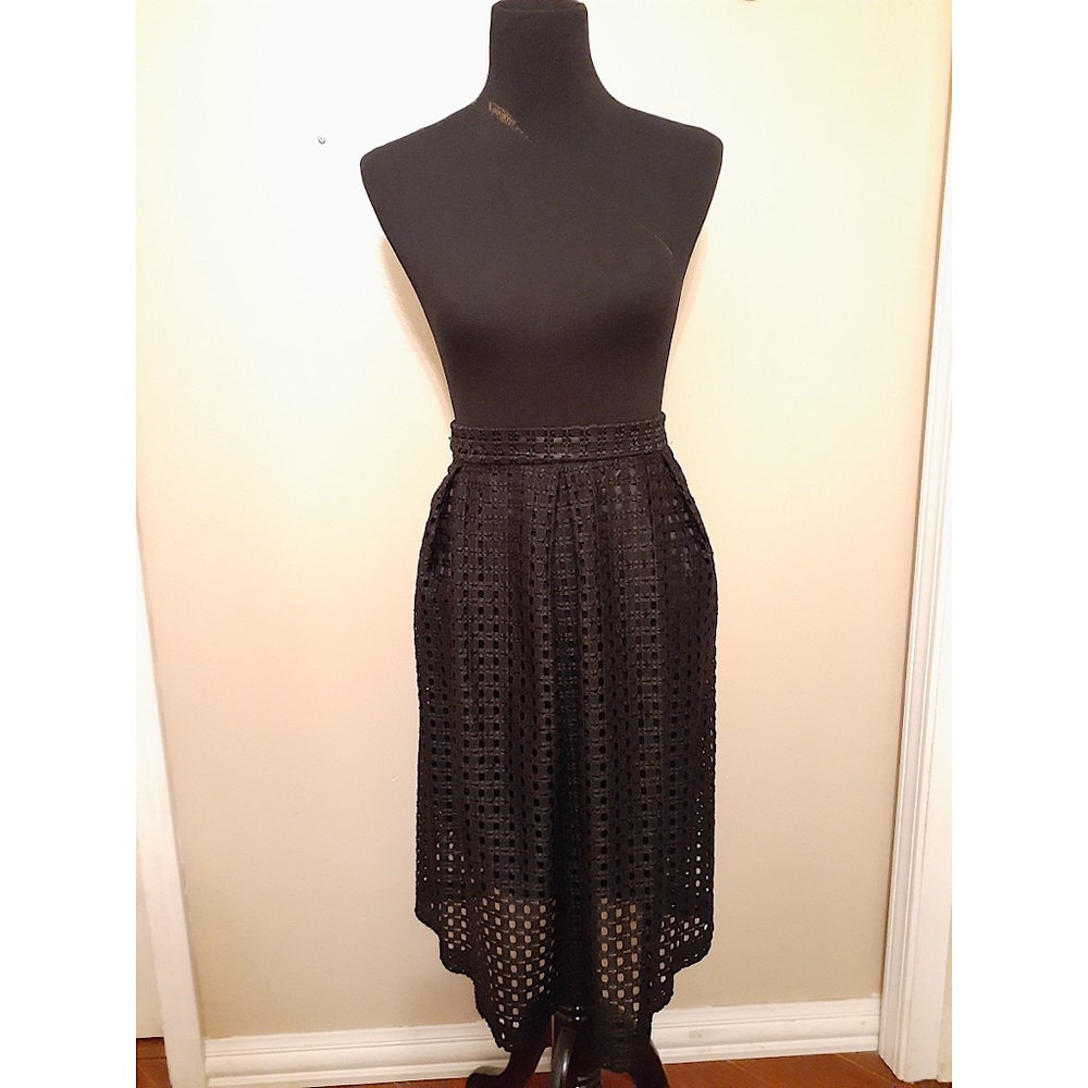 Black Eyelet Full Skirt (WITH POCKETS😦)